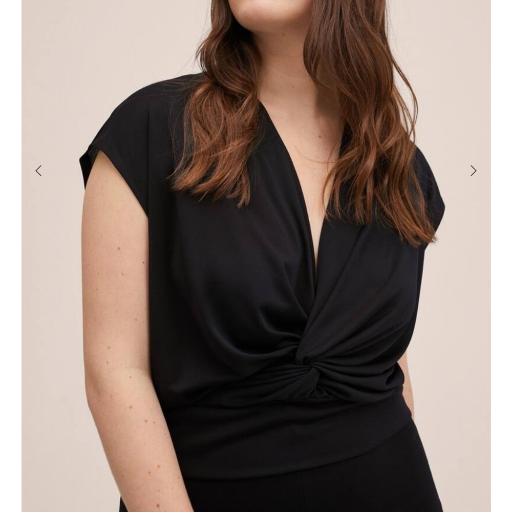 Knot crop T-shirt